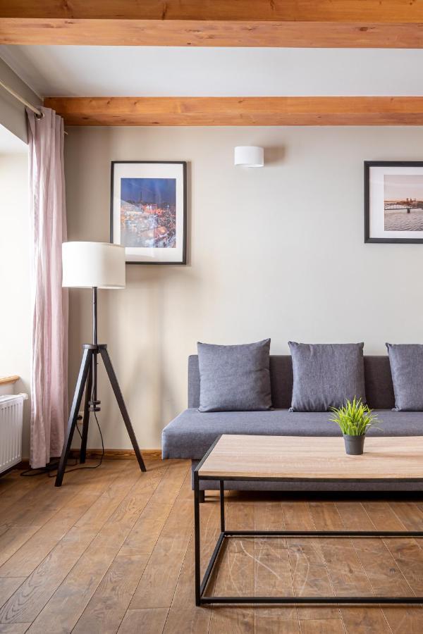 Enjoy Old Town Vibes In 1716 Laipu Residence With 4 Stylish Apartments And 1 Penthouse Riga Eksteriør bilde