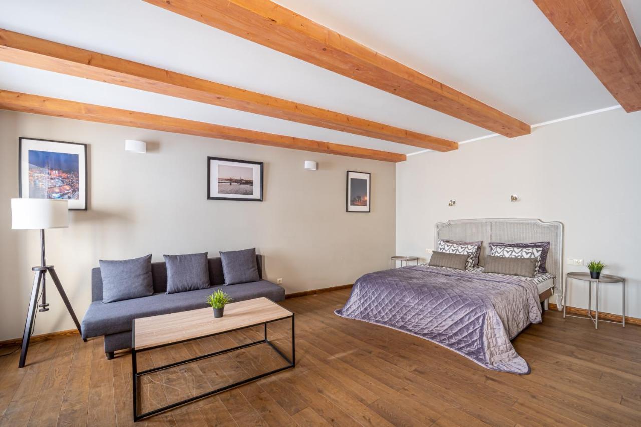 Enjoy Old Town Vibes In 1716 Laipu Residence With 4 Stylish Apartments And 1 Penthouse Riga Eksteriør bilde
