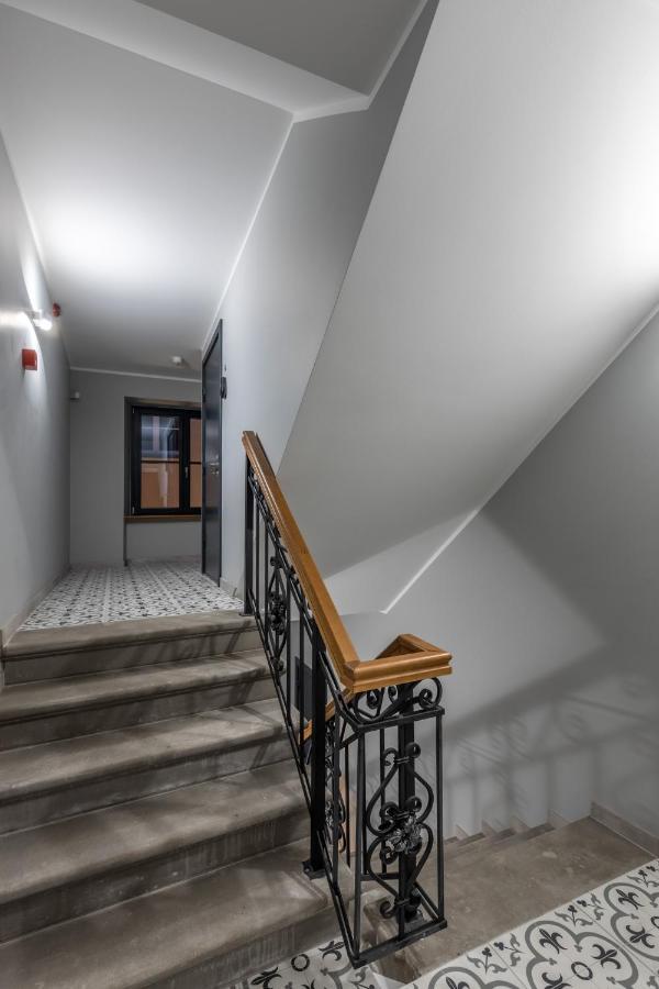 Enjoy Old Town Vibes In 1716 Laipu Residence With 4 Stylish Apartments And 1 Penthouse Riga Rom bilde