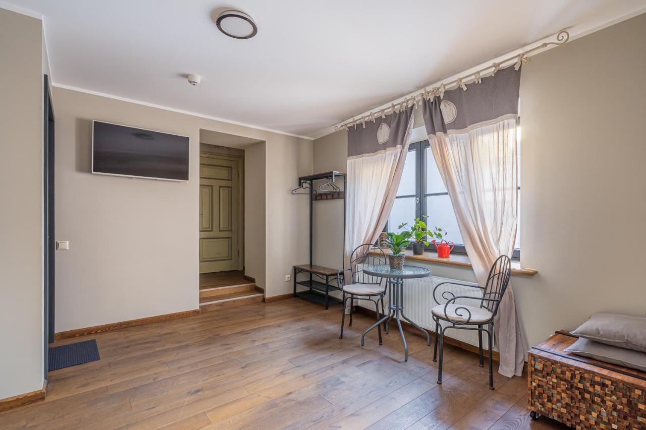 Enjoy Old Town Vibes In 1716 Laipu Residence With 4 Stylish Apartments And 1 Penthouse Riga Eksteriør bilde