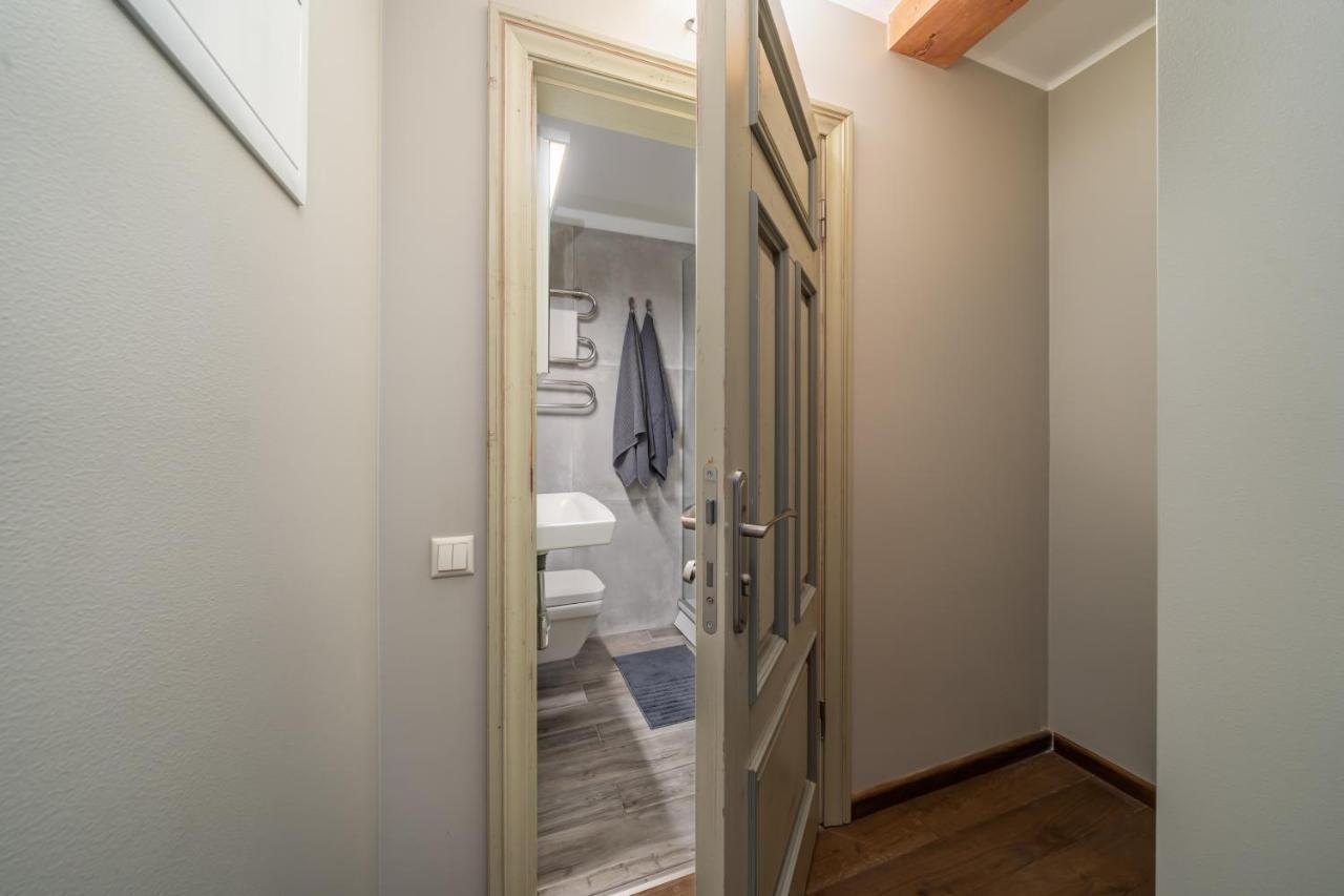 Enjoy Old Town Vibes In 1716 Laipu Residence With 4 Stylish Apartments And 1 Penthouse Riga Eksteriør bilde