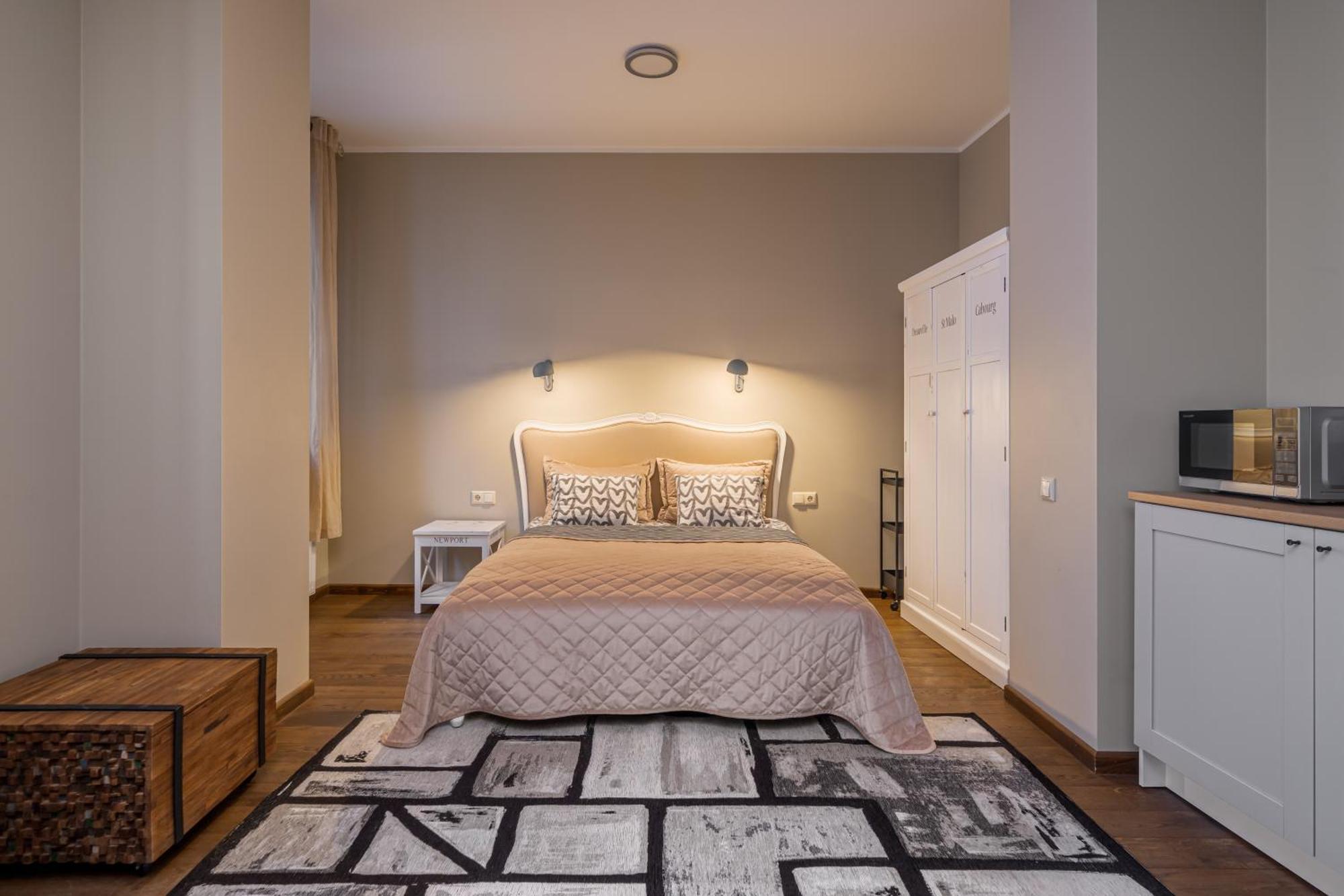Enjoy Old Town Vibes In 1716 Laipu Residence With 4 Stylish Apartments And 1 Penthouse Riga Rom bilde
